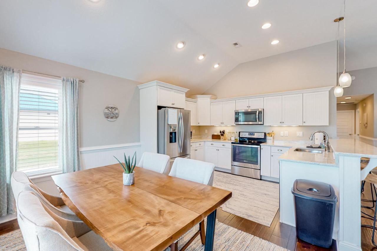 Coastal Serenity - Unit A - Top Floor Кил Девил Хилс Екстериор снимка
